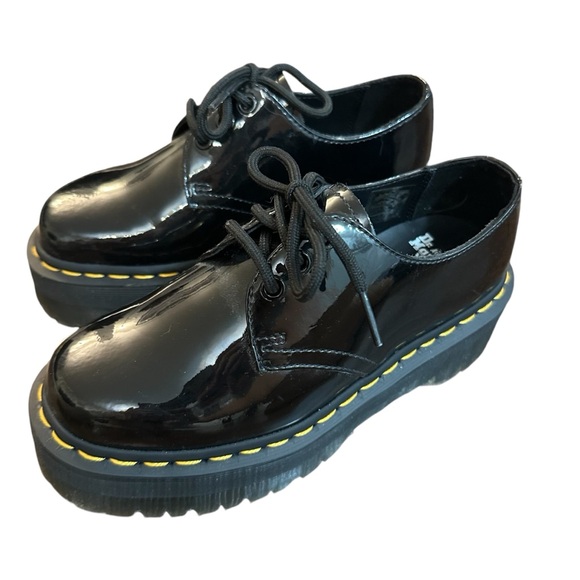 Dr. Martens 1461 Platform Shoe - Picture 1 of 4